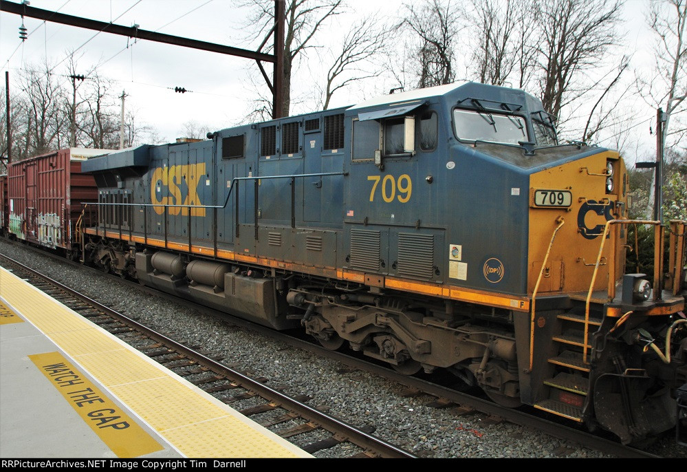 CSX 709 dpu on Q404